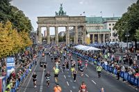 Marathonlauf vor dem Brandenburger Tor in Berlin